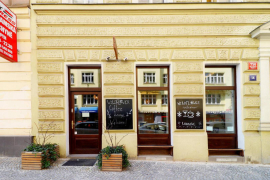 Kavárna ve Slezské ulici