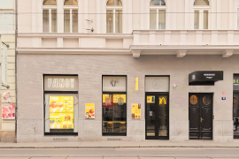 Jednotka rychlého občerstvení v Revoluční ulici