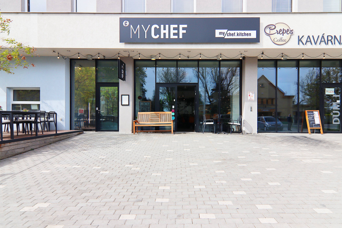 Bistro and production space in Střelničná street